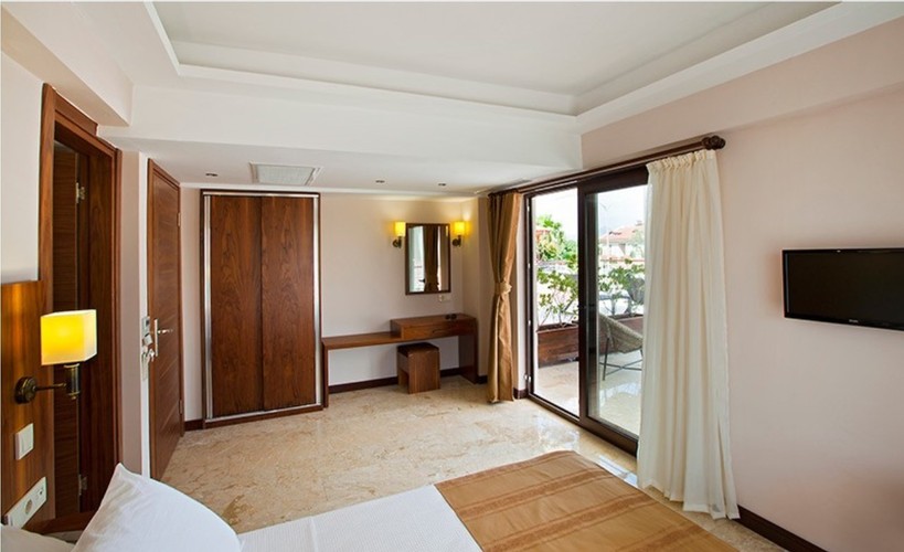 Teras Oda, Şehir Manzaralı (Teraslı)