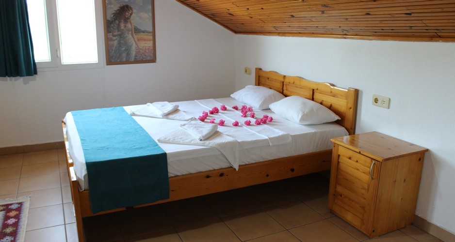 Çatı Teras Katı Oda