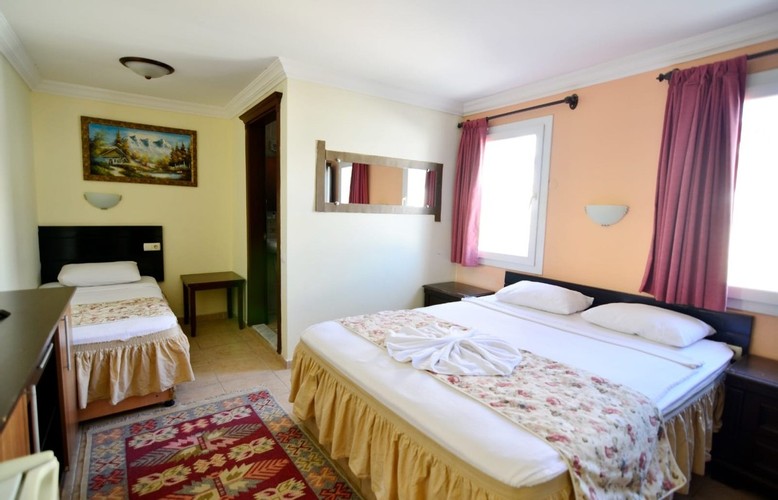 Standard Room (3 Person)