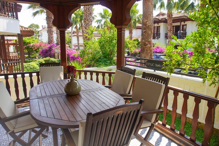 Apart Daire (Balkonlu)