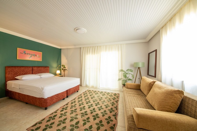 Standart Oda, Bahçe Manzaralı