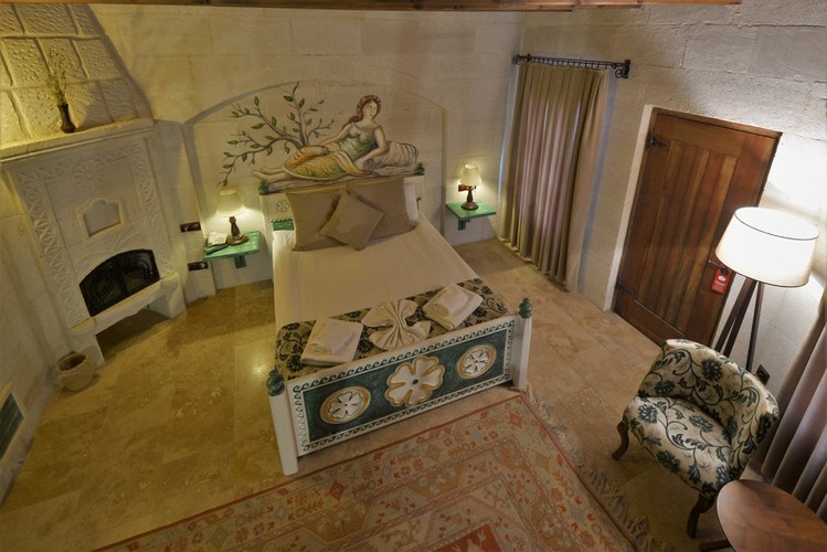 Honeymoon Suite Room