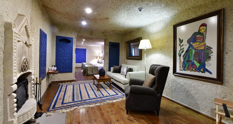 Superior Suite Room (3 Person)