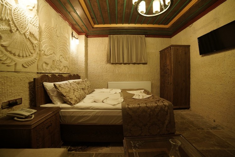 Cave Suite Room