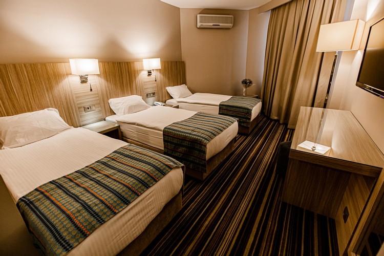 Standard Room (3 Person)