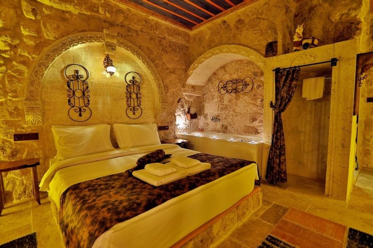 Suite Room (Jacuzzi)