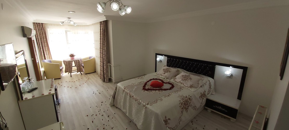 Suite Room (Jacuzzi)