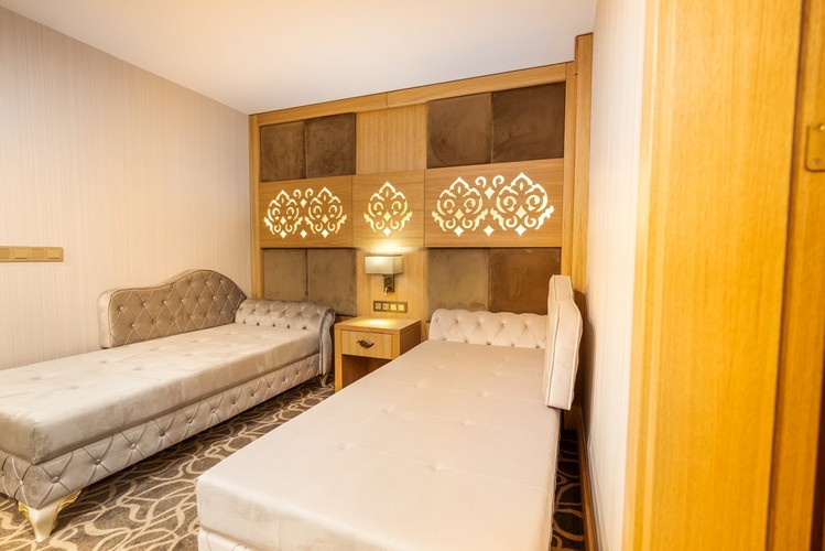 Family Room Quadriple