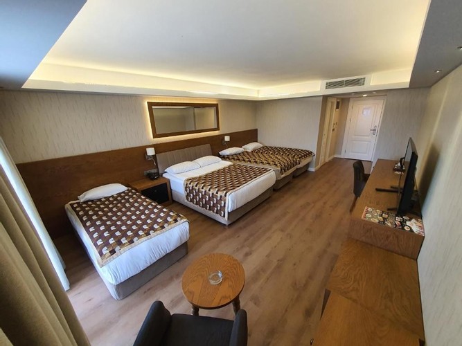 Aile Odası, Kısmi Deniz Manzaralı