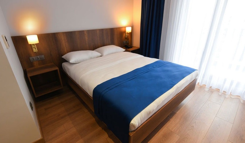 Standard Room, Land View