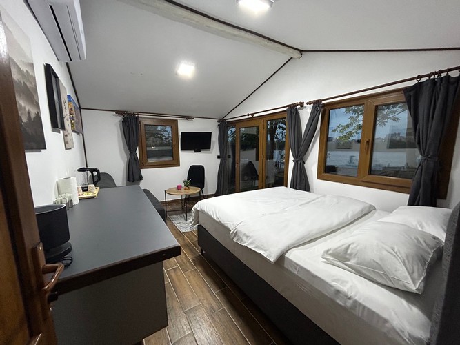 Dağ Evi, Dağ Manzaralı