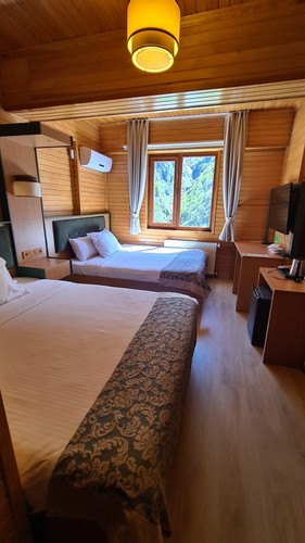 Standard Room (3 Person)
