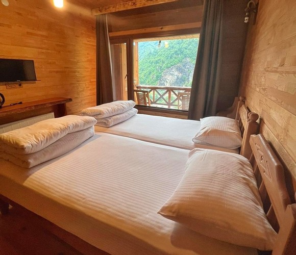 Deluxe Luxury Room, River View (3 Person)