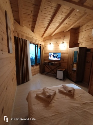 Aile Odası, Dağ Manzaralı