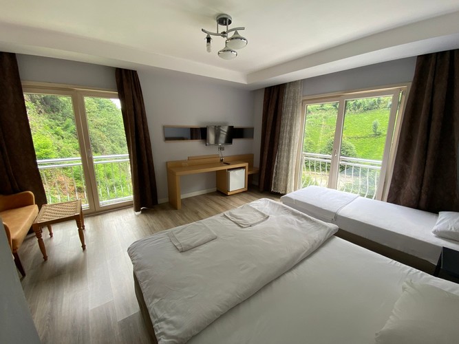 Family  Room (3 Person)