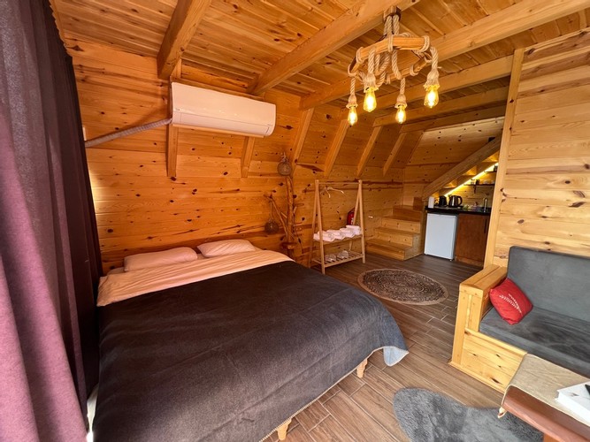 Şana Bungalov (Dış Jakuzi 4 Kişi)