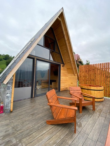 Gola Bungalov (Jakuzili 2 Kişi)