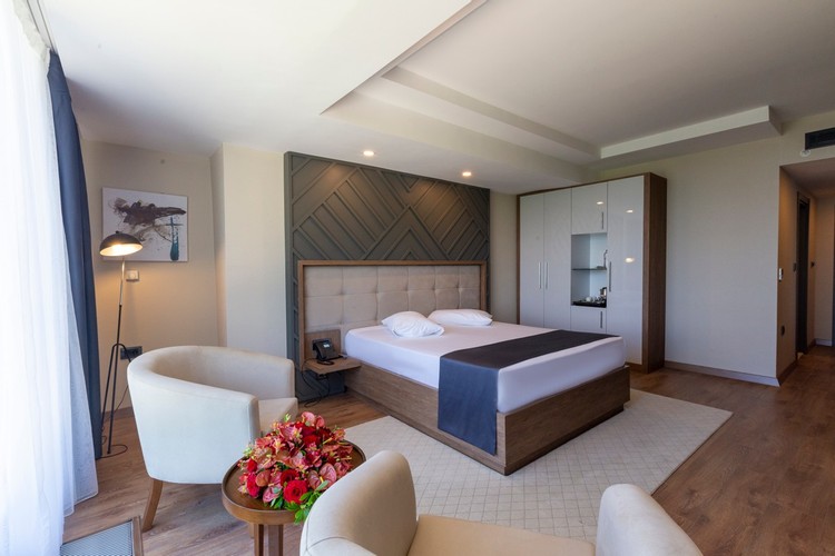 Superior Handicapped Room, Lake View