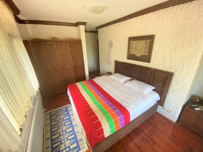 Deluxe Room, Lake View