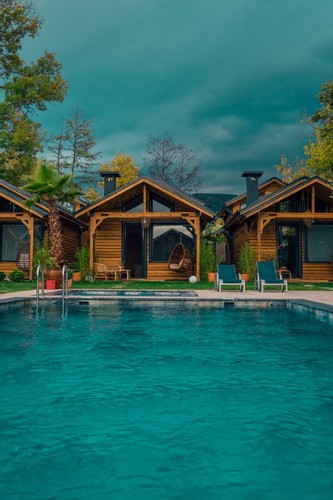 Suit Oda, Bahçe Manzaralı (Jakuzi)