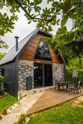 Aile Odası, Göl Manzaralı