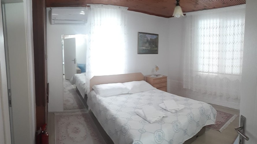 Villa, Havuz Manzaralı