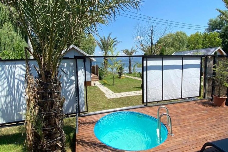 Deluxe Tiny House Room