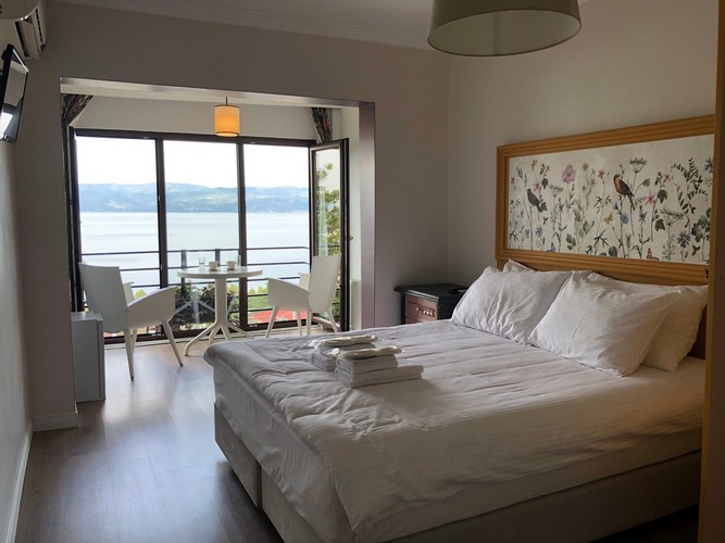Standard Room, Lake View