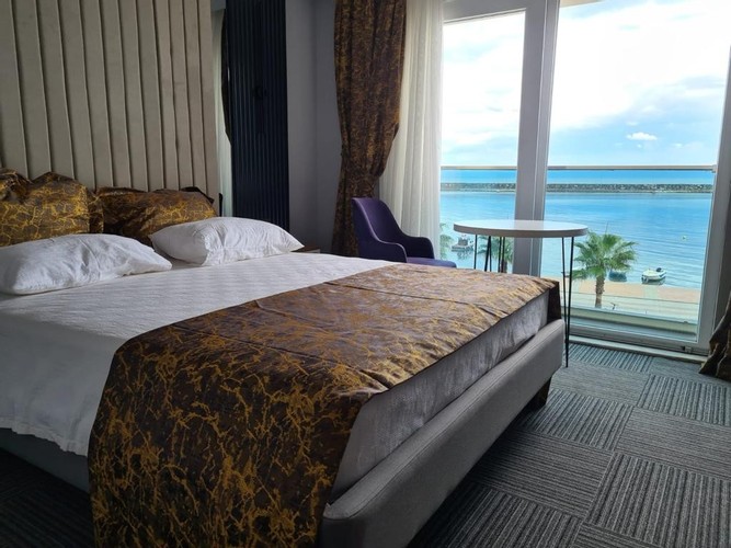 Standart Oda, Deniz Manzaralı