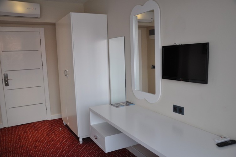 Single Room (1 Person)