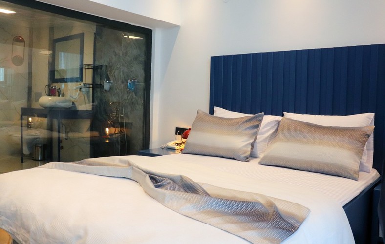 Suite Room (Jacuzzi)