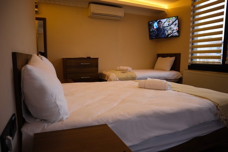 Economy Room, No Window