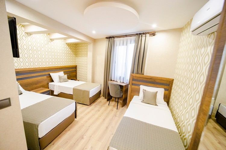 Standard Room (3 Person)