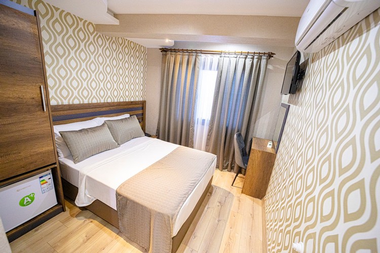 Standard Room (Without Balcony, Without Balcony)