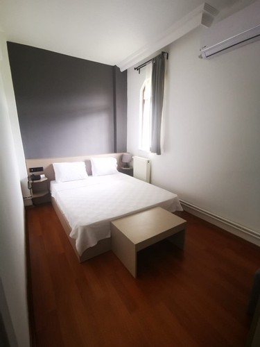 Standart Oda, Bahçe Manzaralı