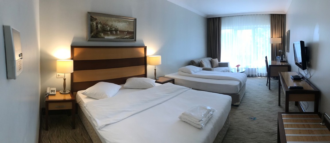 Kısmi Deniz Manzaralı (4 Kişilik)