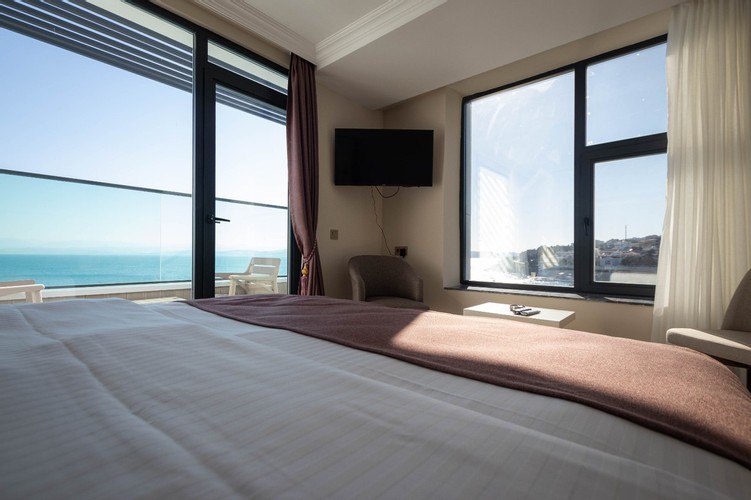 King Suit Oda, Deniz Manzaralı