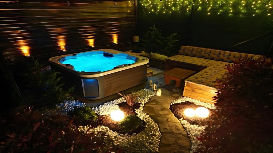 Tiny House, Havuz Manzaralı