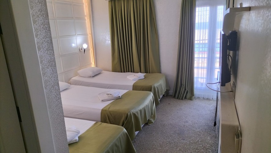 Standard Room (3 Person)