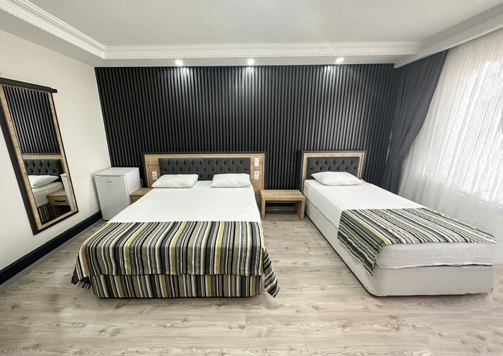 Suit Oda (3 Kişilik)