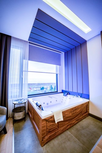 King Room (Jacuzzi)