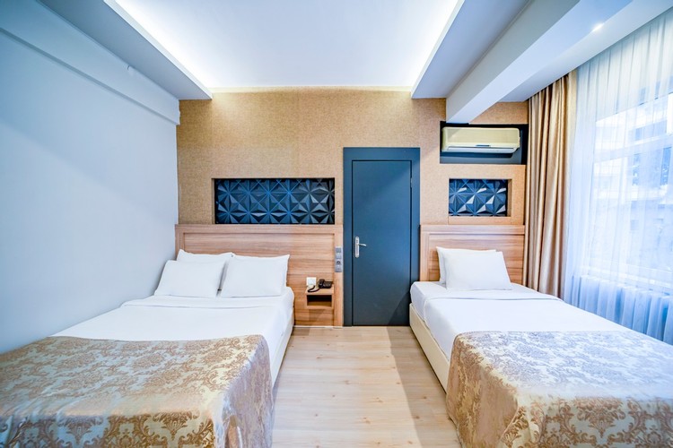 Standard Room (3 Person)
