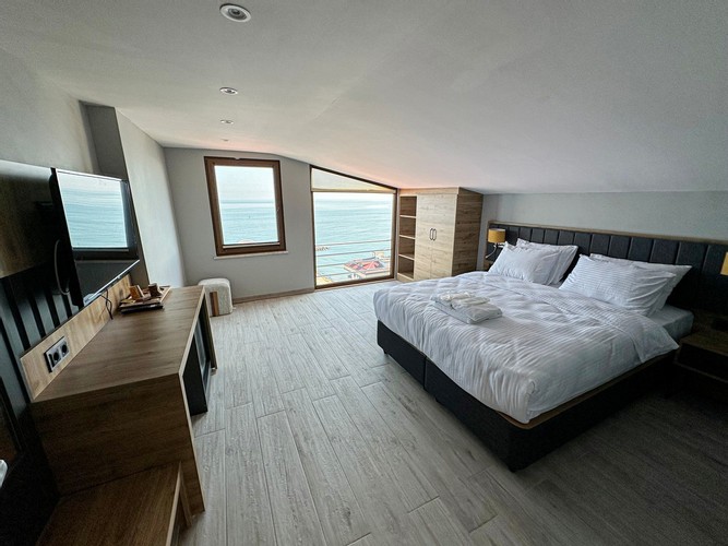 Teras Katı, Deniz Manzaralı