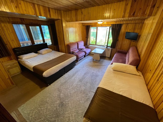 Standart Oda, Göl Manzaralı (3 Kişilik)