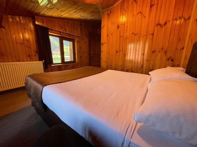 Standart Oda, Göl Manzaralı