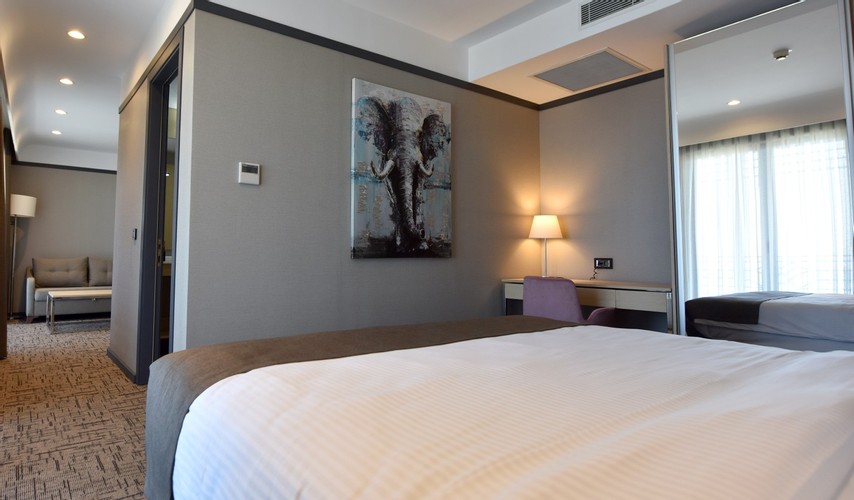 Suit Oda, Deniz Manzaralı