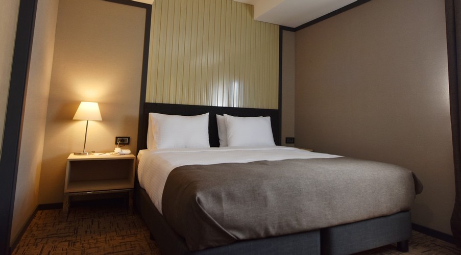 Engelli Dostu Oda, Kara Manzaralı