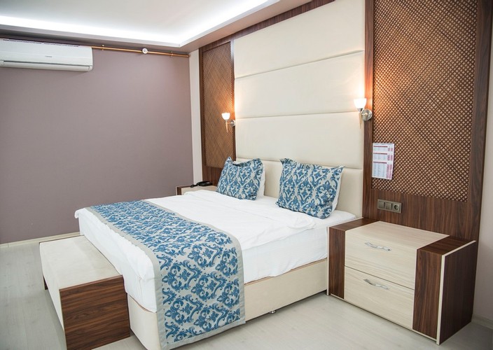 STANDART ODA ŞEHİR MANZARALI