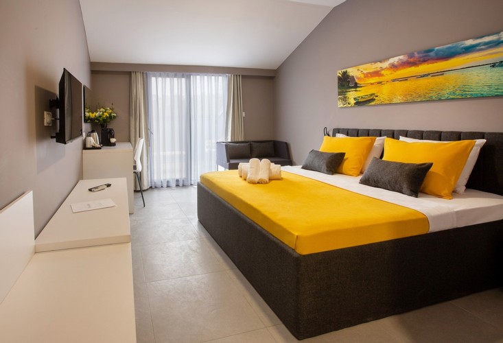 Teras Oda (Teraslı)