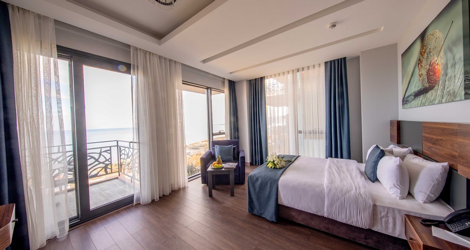 Deluxe Suite Room, Sea View (Balcony)